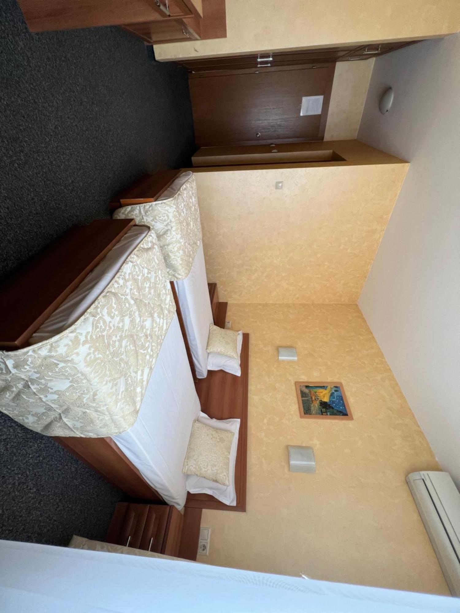 Family Hotel 007 Szófia Kültér fotó